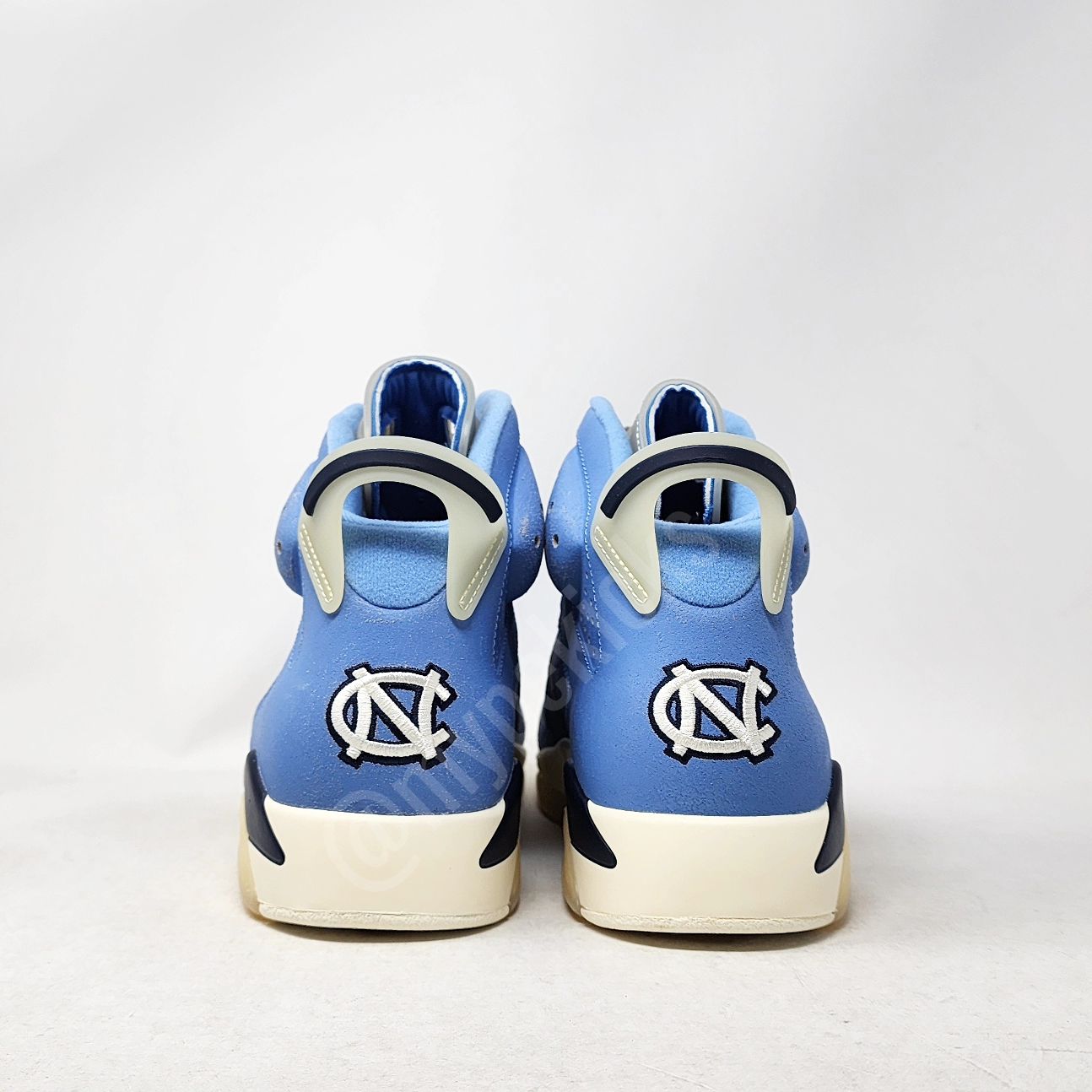 Air Jordan 06 Retro - UNC Tar Heels PE